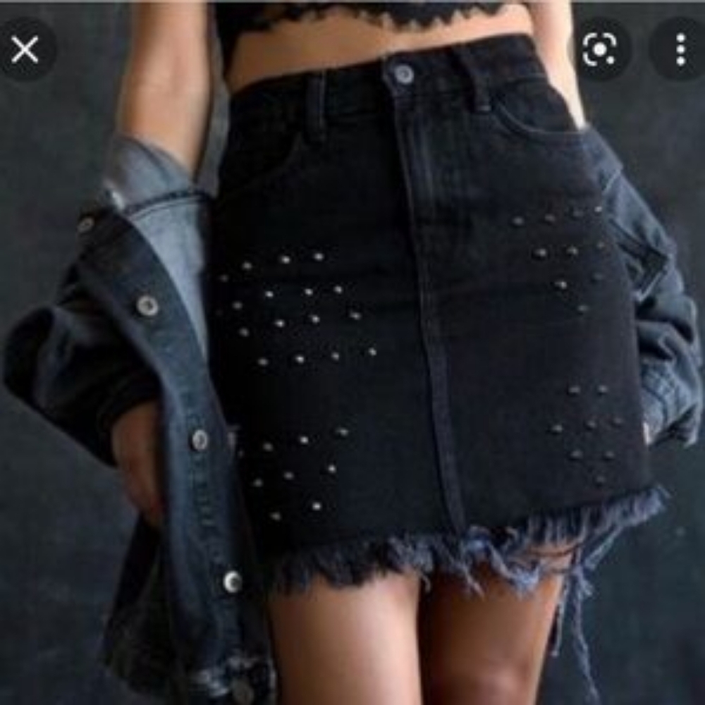 Carmar Black Denim Studded Raw Hem Western Skirt size 26/2